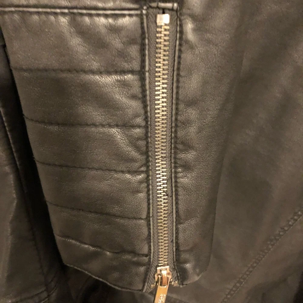Black Rivet Designer Jacket - Picture 9 of 9